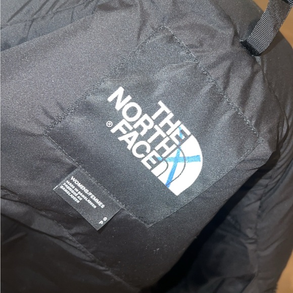 THE NORTH FACE 2000 Retro Nuptse Women's Down Jacket with 700 Fill Recycled Down - Picture 10 of 11